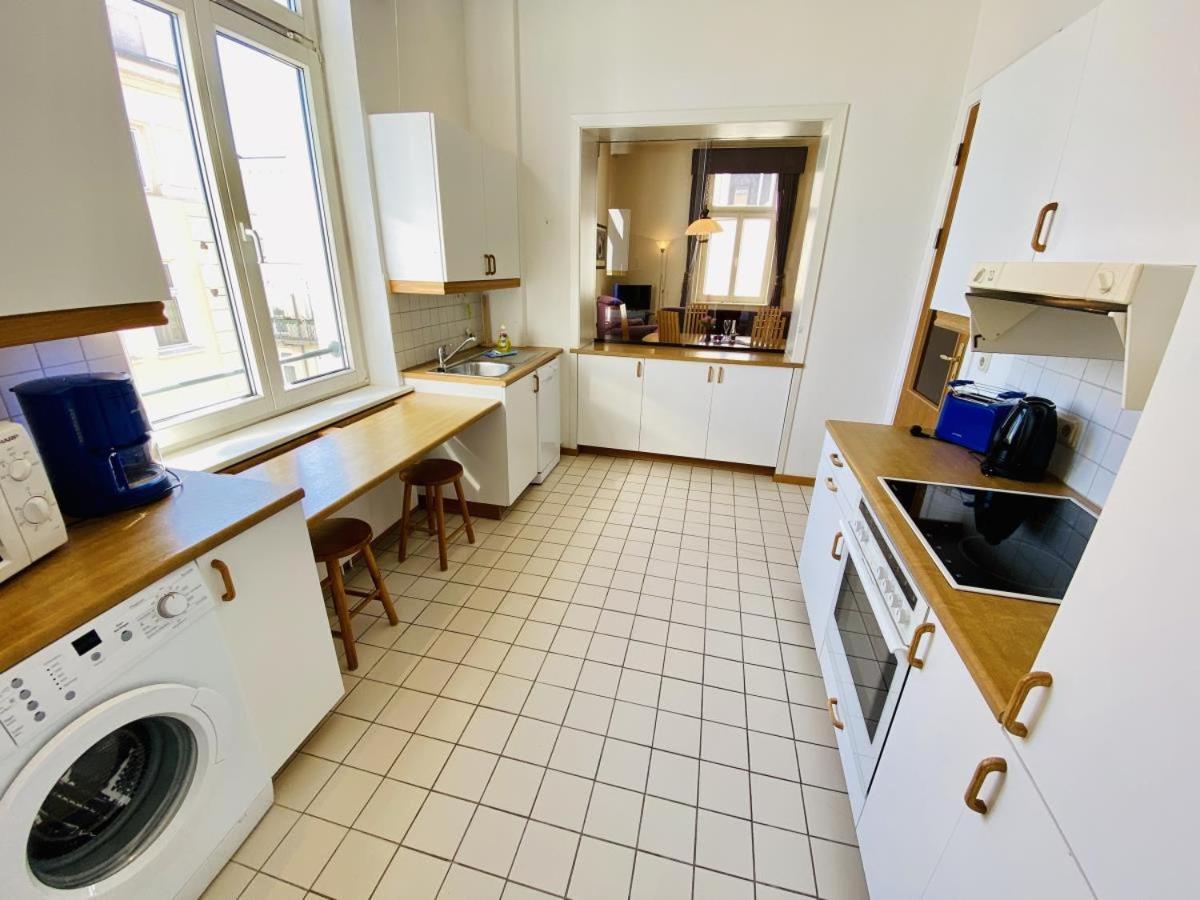 Berringer, Leuchtfeuer, Direkt An Der Promenade Apartment Rostock Exterior photo