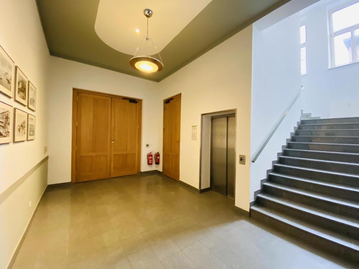 Berringer, Leuchtfeuer, Direkt An Der Promenade Apartment Rostock Exterior photo